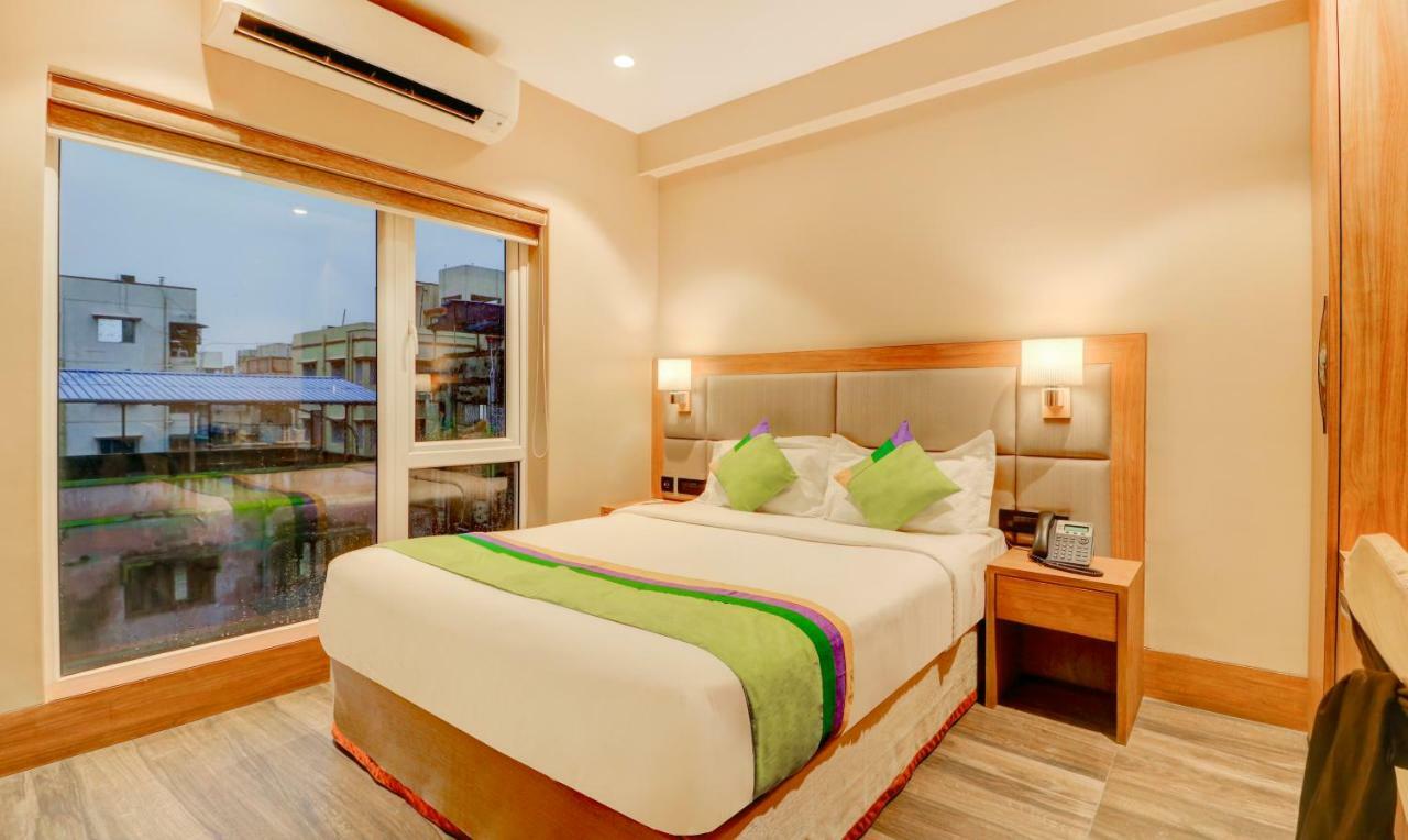 Treebo Radhe Palace Kolkata Exterior photo