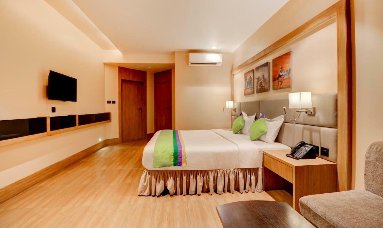 Treebo Radhe Palace Kolkata Exterior photo