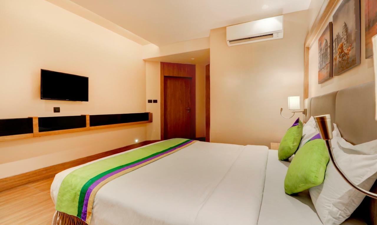 Treebo Radhe Palace Kolkata Exterior photo